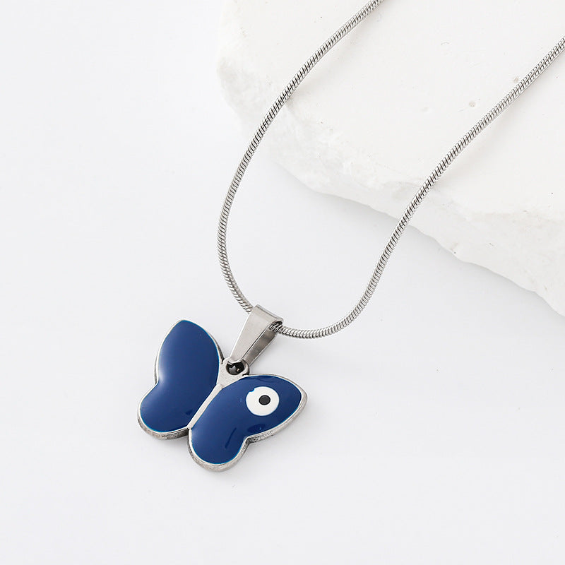 Novelty Butterfly Pendant Necklace In Metal, Stylish And Unique Jewelry Accessory
