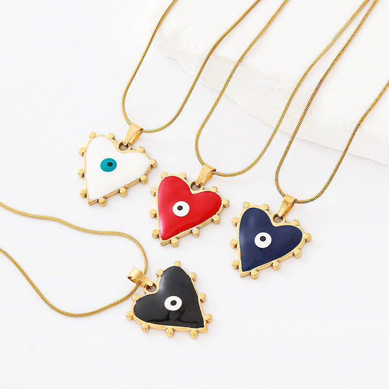 Heart Shape Pendant Necklace In Metal Featuring Elegant Golden Plated Finish For A Stylish Look