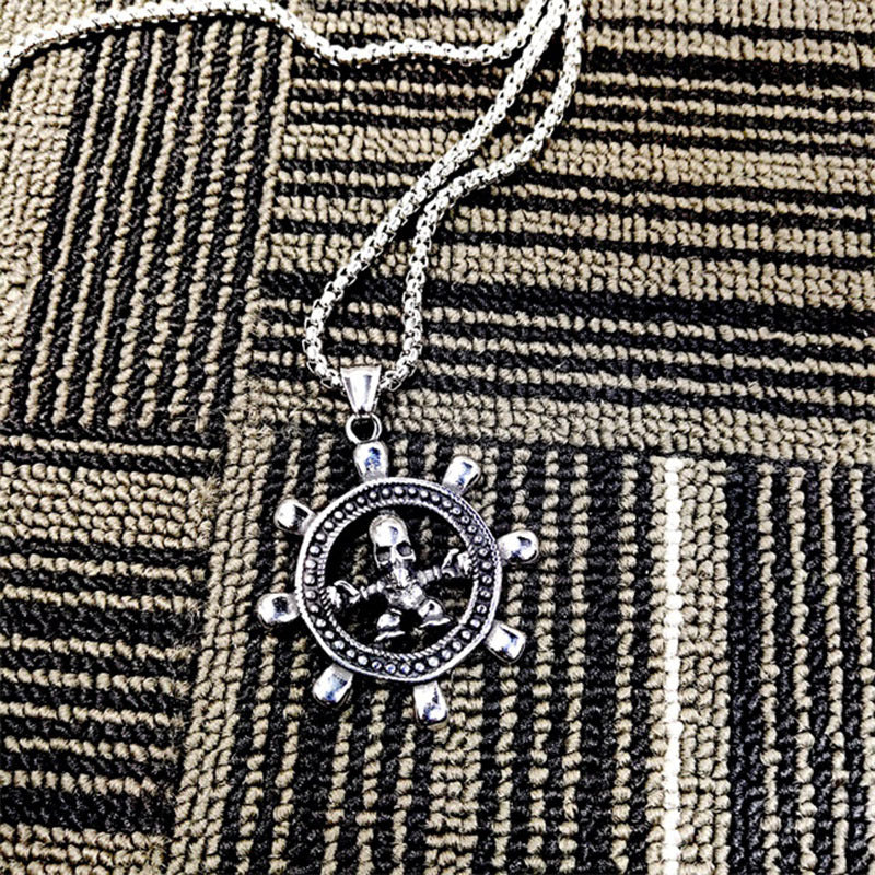 Men's Navy Style Skull Pendant In Durable Titanium Steel