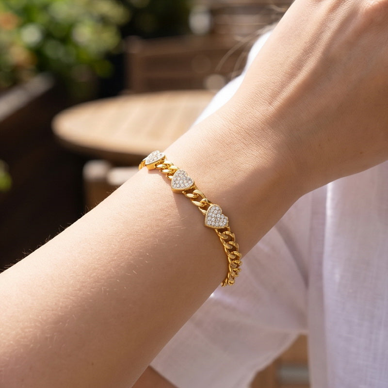 Heart Shape Electroplated Bracelet For Women In 304 Stainless Steel With 18K Real Gold PVD Coating And Rhinestone Inlay