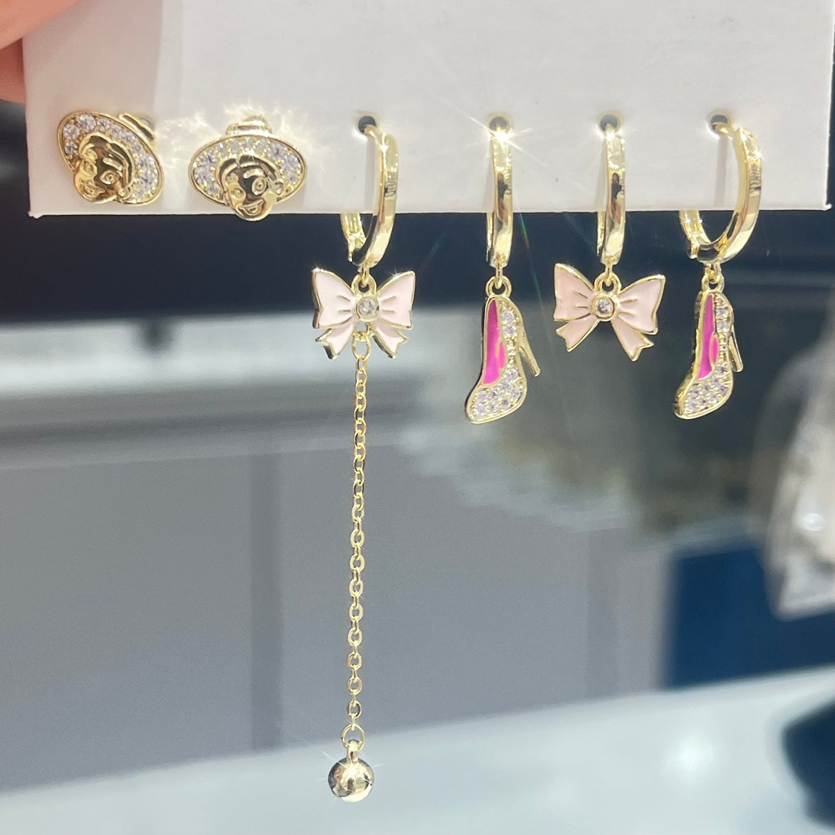 Style Human Face Earrings For Women, Electroplated Copper With 14K Real Gold Plated And Zircon Inlay