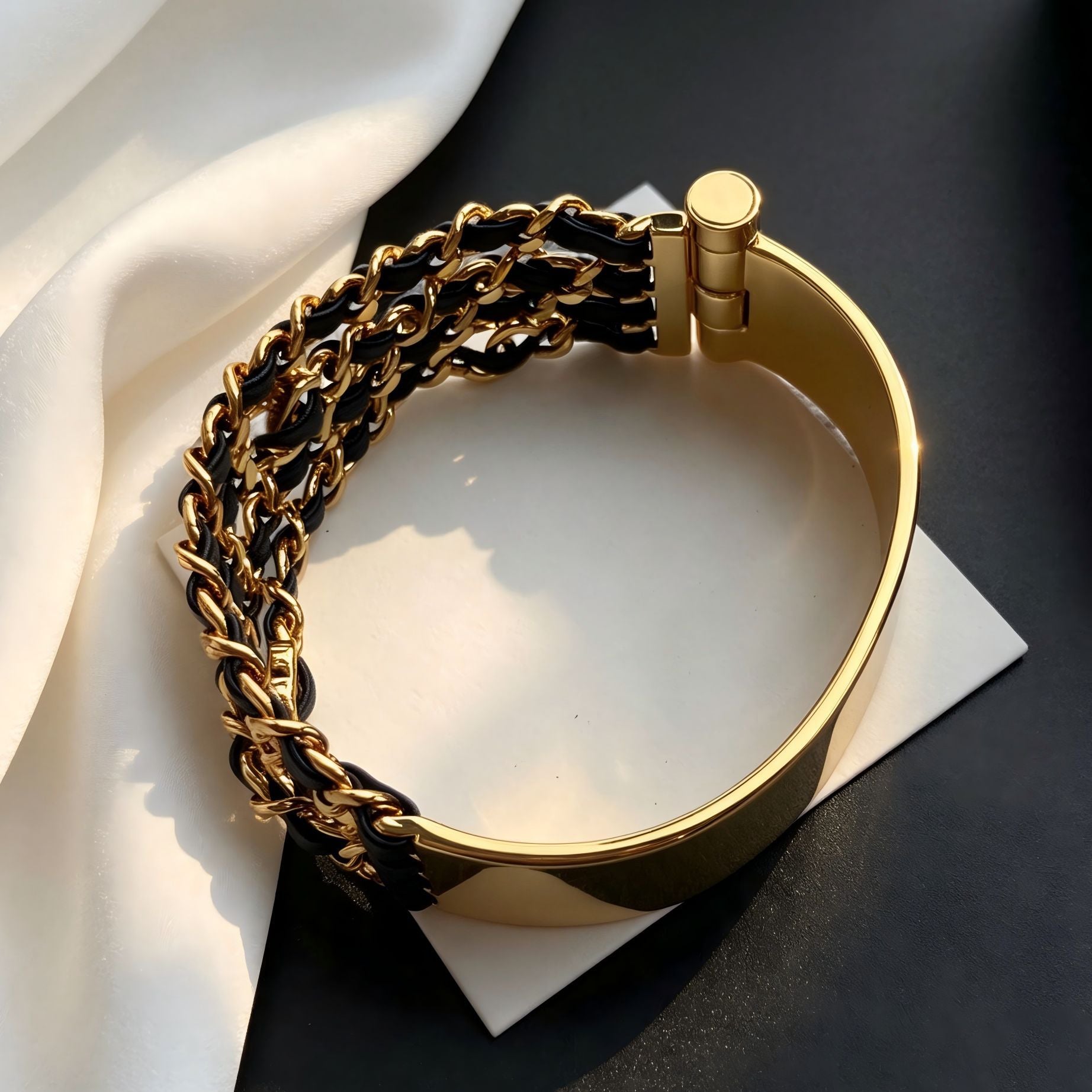Genuine Leather Bangle With Electroplated Finish Featuring Letter Pattern