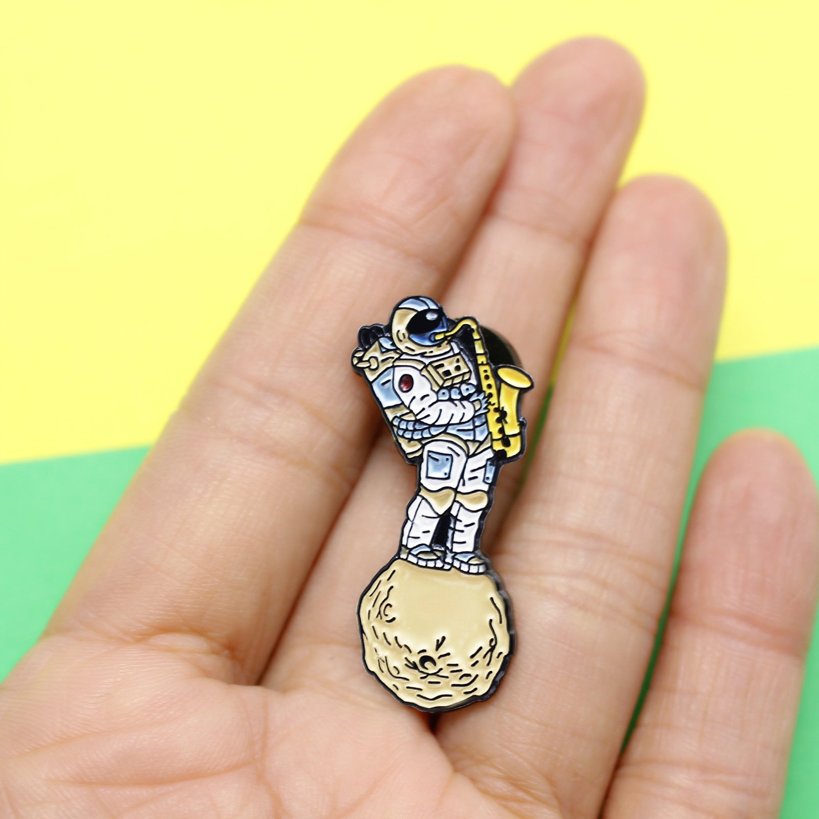 Astronaut Pin Made Of Alloy Featuring Stoving Varnish Finish