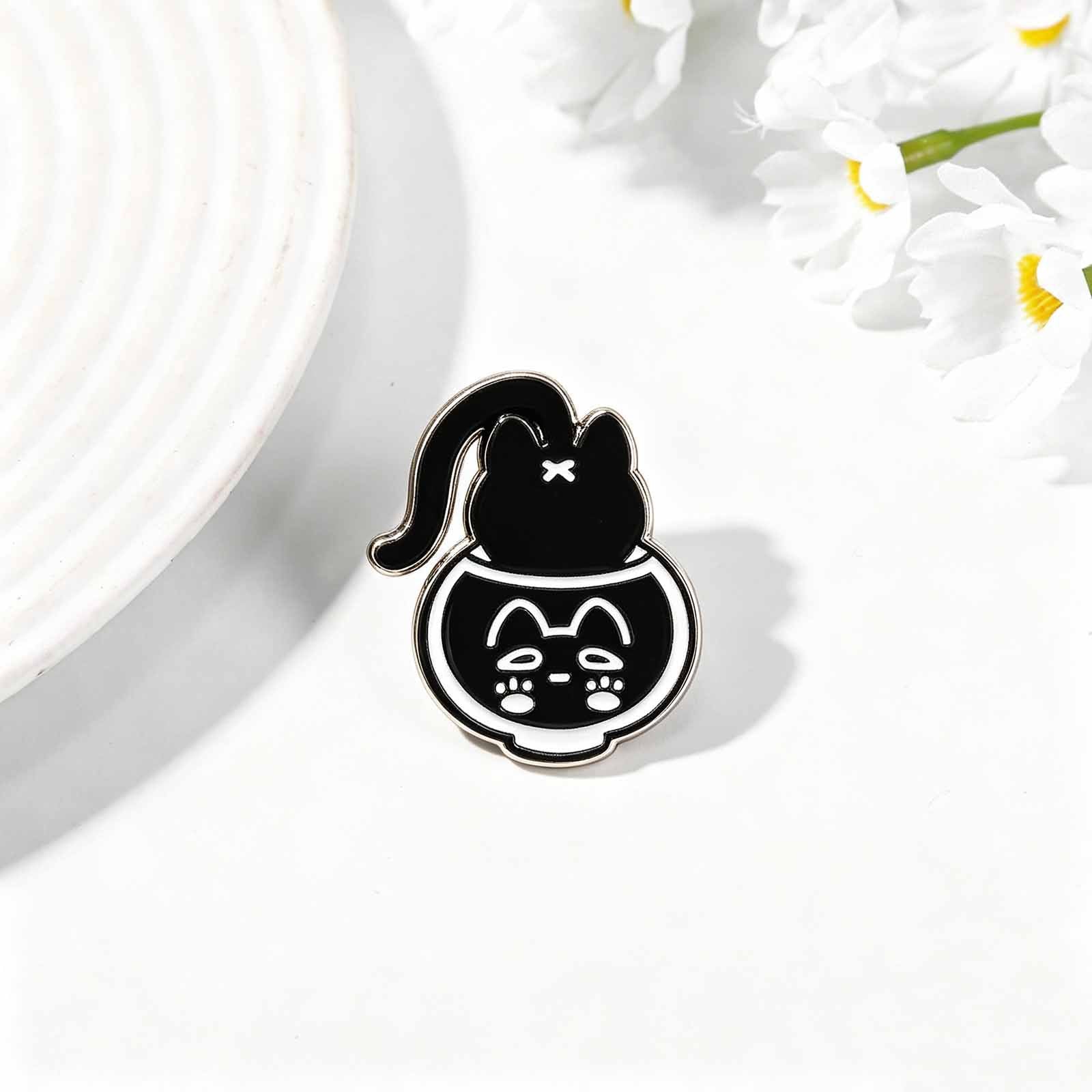 Cartoon Pin Made Of Zinc Alloy Featuring Stoving Varnish In Multicolor