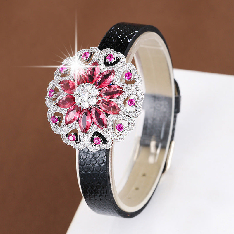 Elaborate Flowers Bracelet For Women In Electroplated Copper With Zircon Inlay