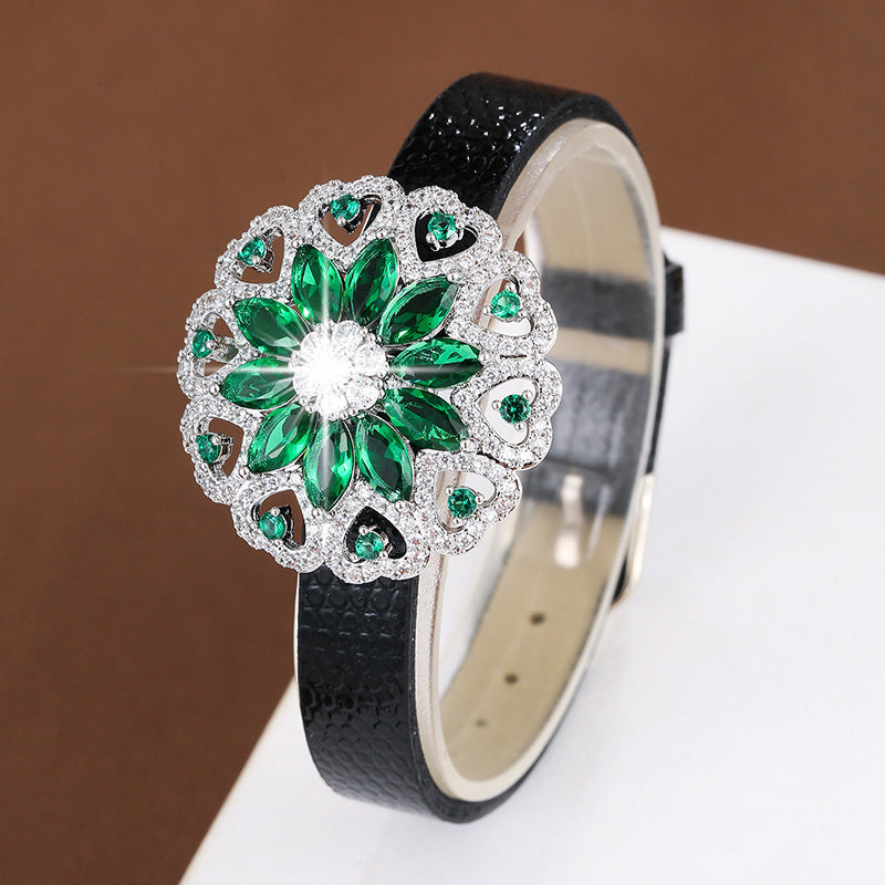 Elaborate Flowers Bracelet For Women In Electroplated Copper With Zircon Inlay