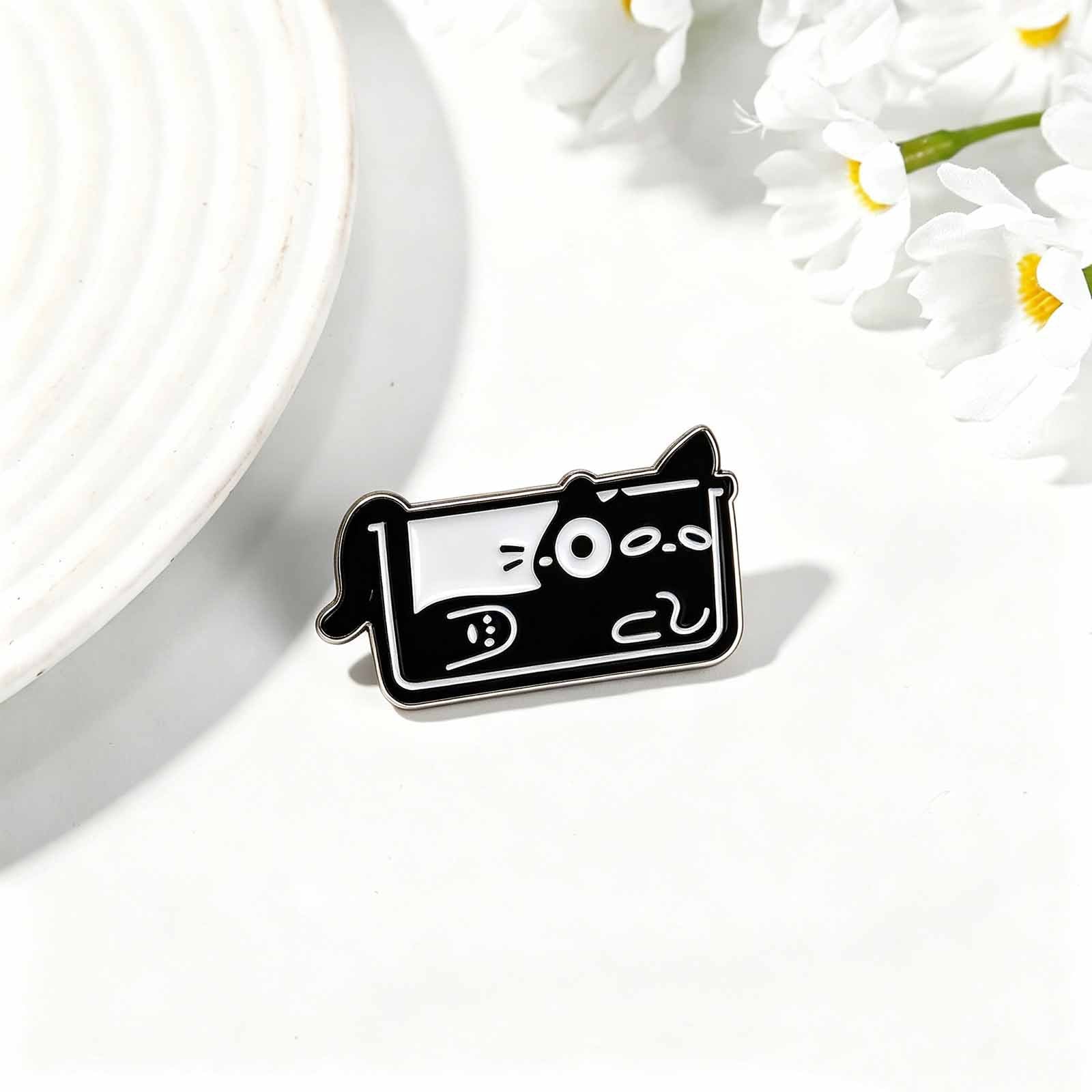 Cartoon Pin Made Of Zinc Alloy Featuring Stoving Varnish In Multicolor