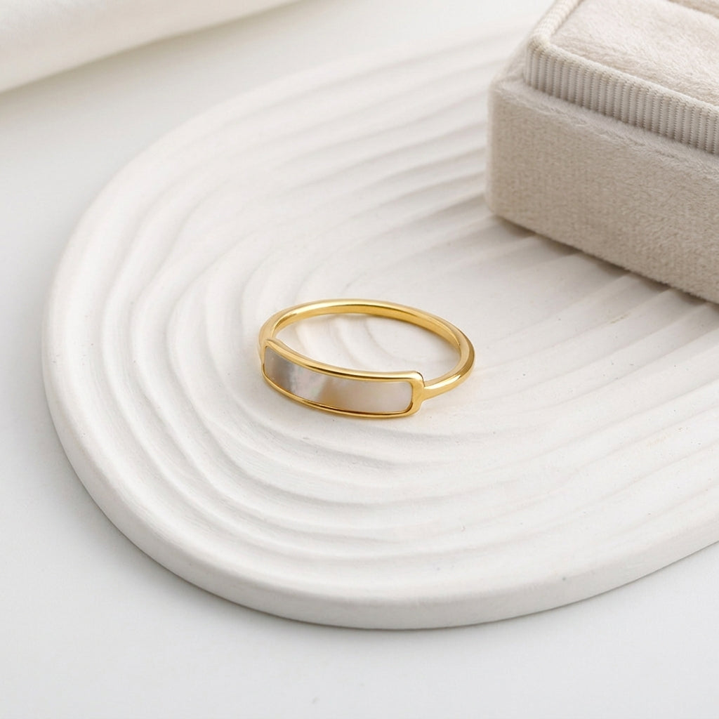 Geometric Electroplated Rings For Women In 304 Stainless Steel With 18K Real Gold PVD Coating And Shell Inlay
