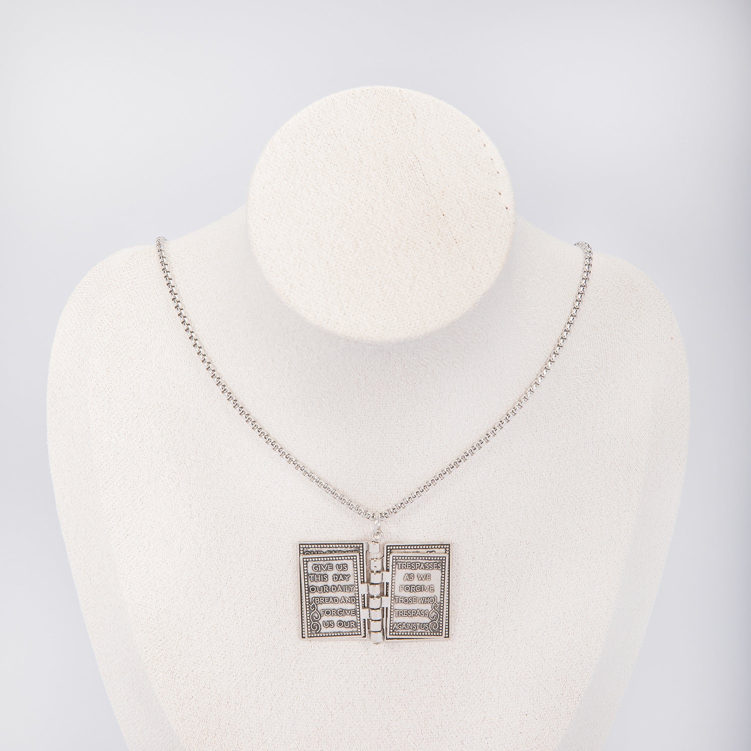 Dinosaur Necklace For Women With 304 Stainless Steel Box Chain And Alloy Pendant