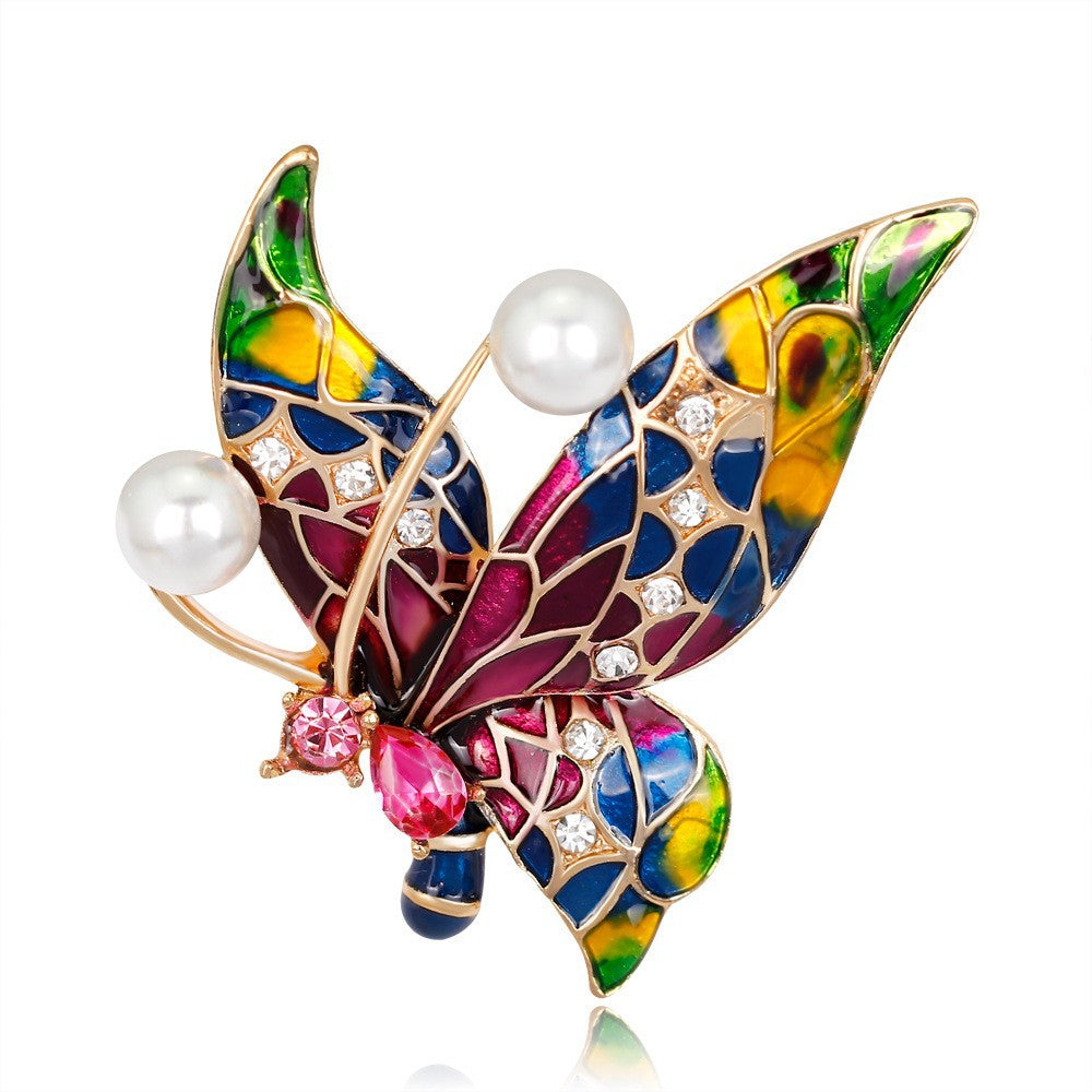 Butterfly Pin Made Of Zinc Alloy With Diamond Craft And Rhinestone Inlay
