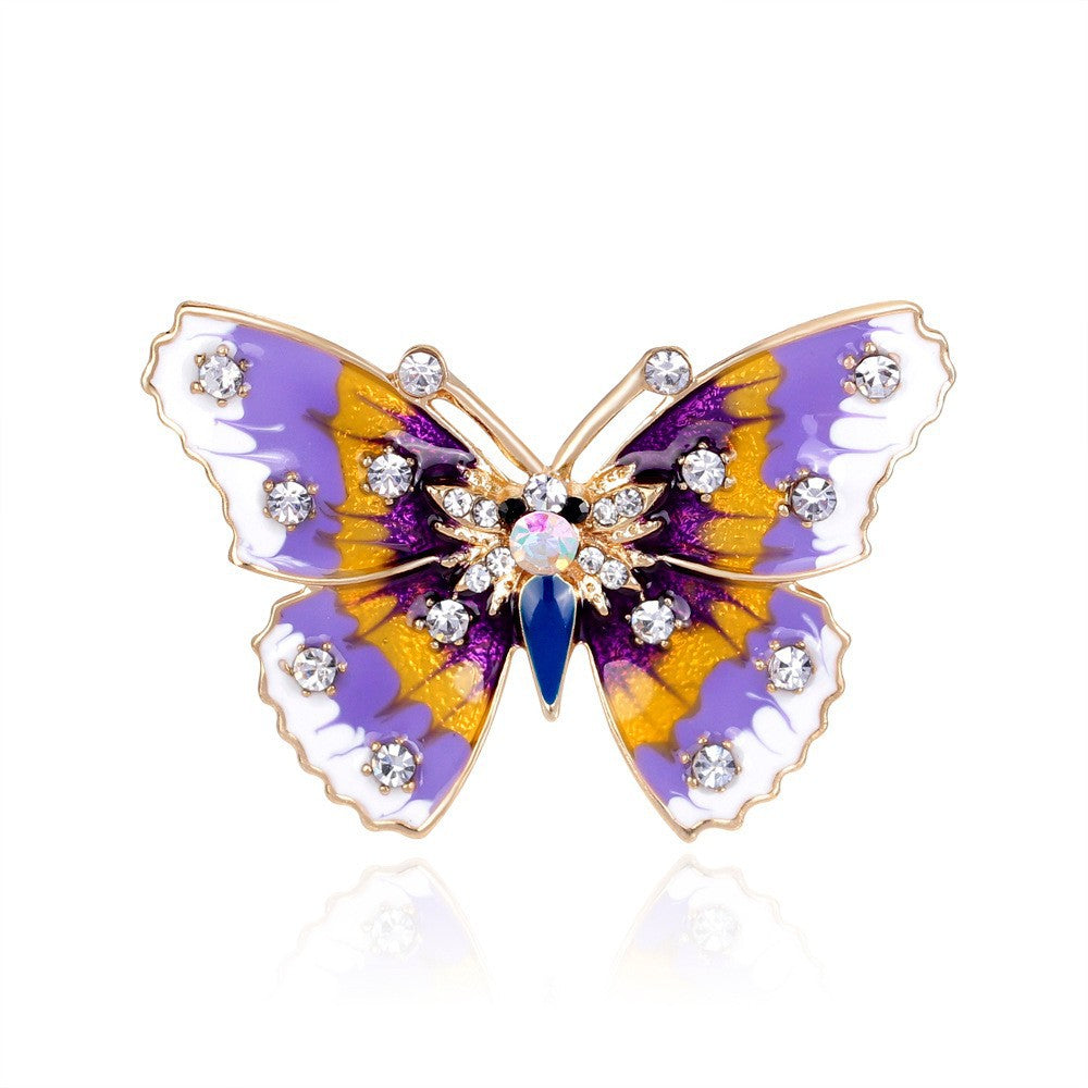 Butterfly Pin Made Of Zinc Alloy With Diamond Craft And Rhinestone Inlay