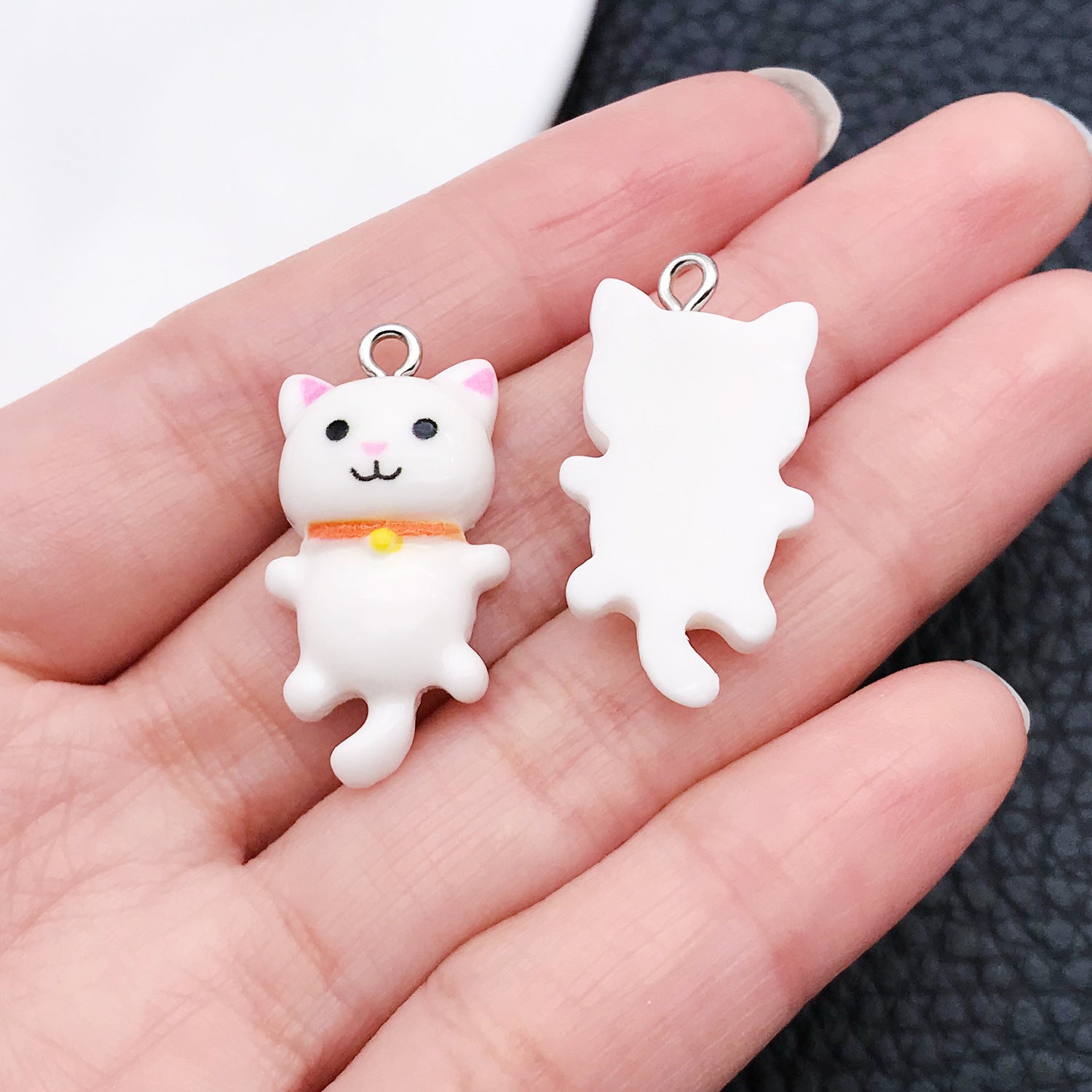 20 PCS Heart Shape Resin Pendants For Jewelry Making, Electroplated Finish, White Color, Sweet Style Accessories