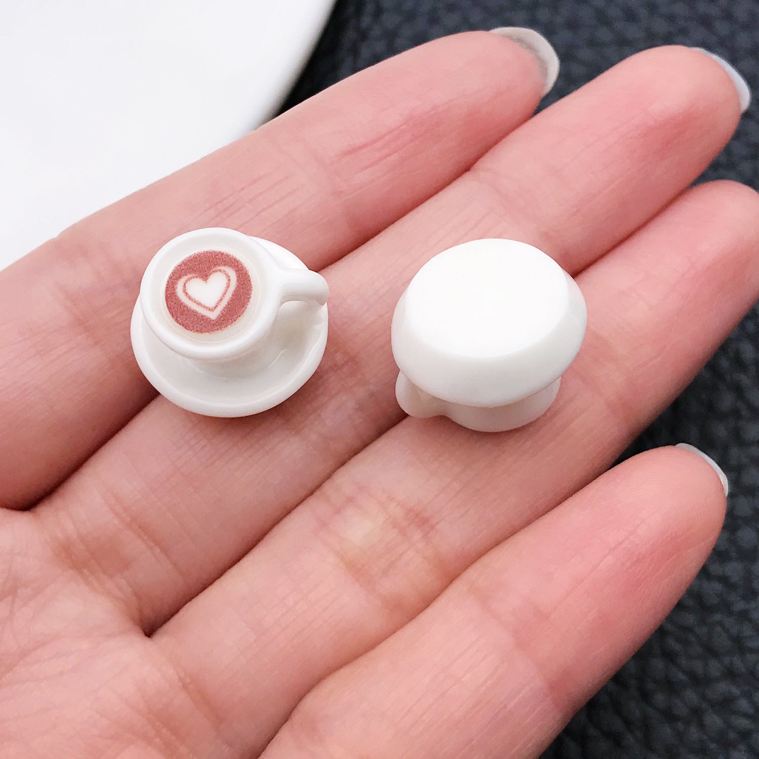 20 PCS Heart Shape Resin Pendants For Jewelry Making, Electroplated Finish, White Color, Sweet Style Accessories