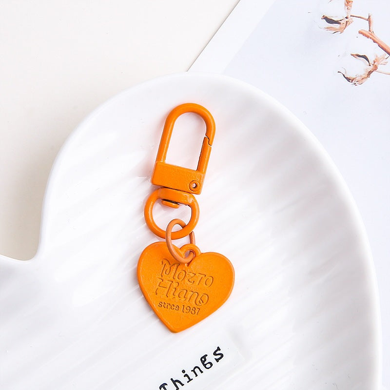 Heart Shape Key Chain With Stoving Varnish Finish In Colour, Featuring Cute Style And Durable Metal Material