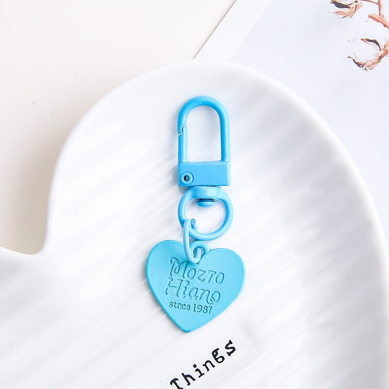 Heart Shape Key Chain With Stoving Varnish Finish In Colour, Featuring Cute Style And Durable Metal Material