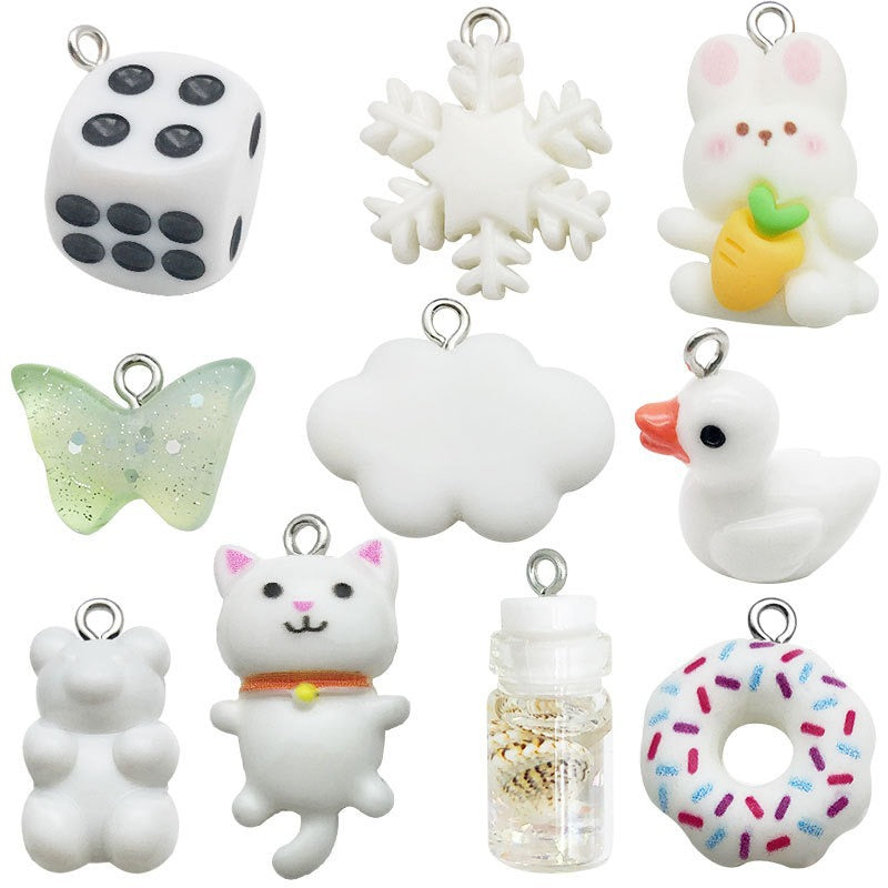 20 PCS Heart Shape Resin Pendants For Jewelry Making, Electroplated Finish, White Color, Sweet Style Accessories
