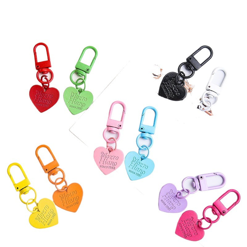 Heart Shape Key Chain With Stoving Varnish Finish In Colour, Featuring Cute Style And Durable Metal Material