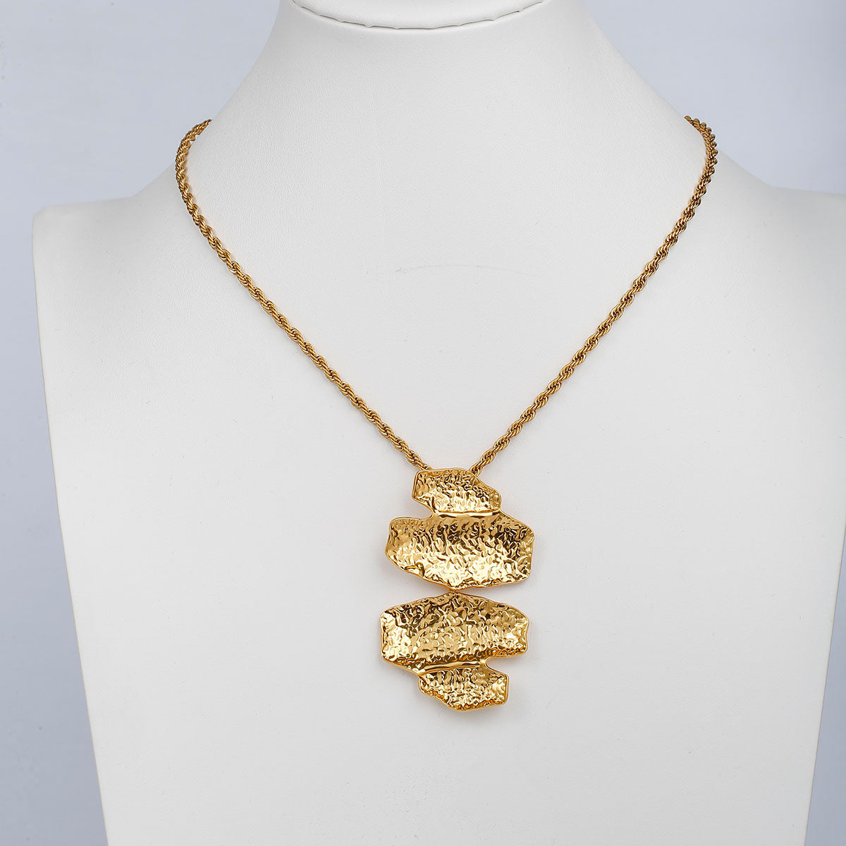 Geometric Hypoallergenic Necklace With Twisted Rope Chain In 304 Stainless Steel For Adults