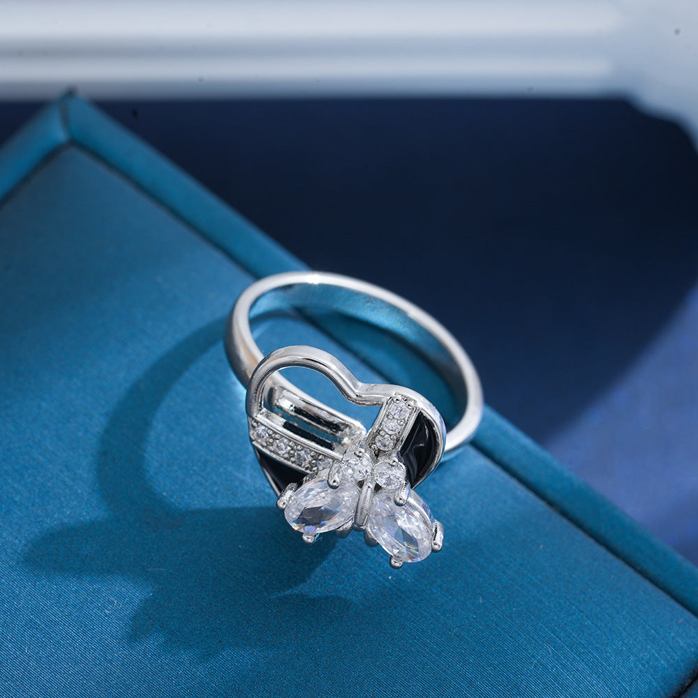 Sweet Style Flowers Rotatable Fidget Ring For Women In Titanium Steel With 18K Real Gold PVD Coating