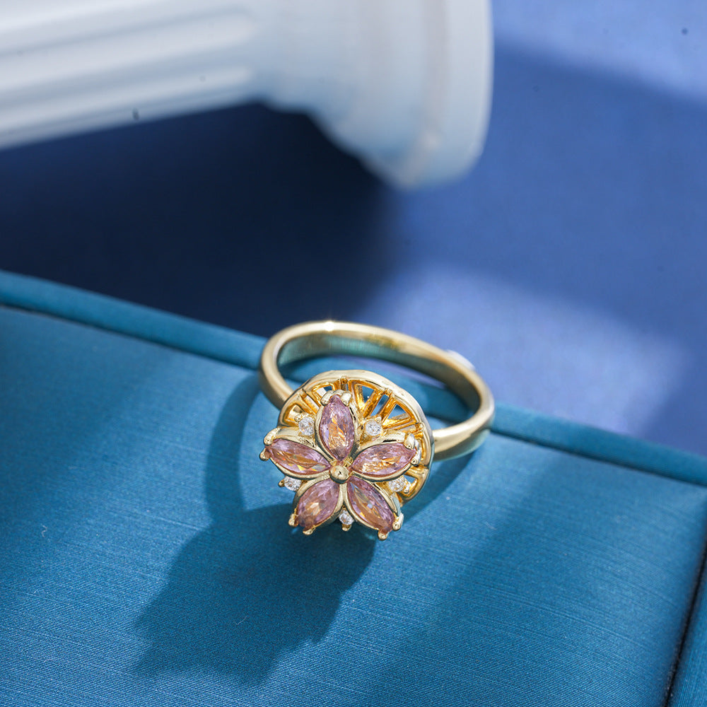 Sweet Style Flowers Rotatable Fidget Ring For Women In Titanium Steel With 18K Real Gold PVD Coating
