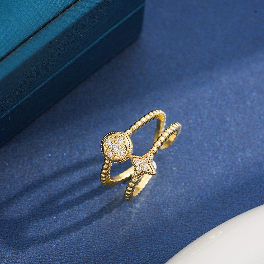 Sweet Style Flowers Rotatable Fidget Ring For Women In Titanium Steel With 18K Real Gold PVD Coating