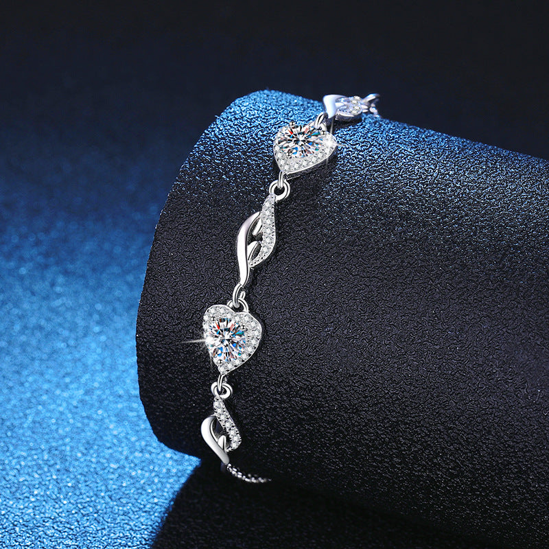Heart Shape Valentine's Day Bracelet For Women In 925 Sterling Silver With Platinum Plated 0.03µm And Moissanite Inlay On Cable Chain