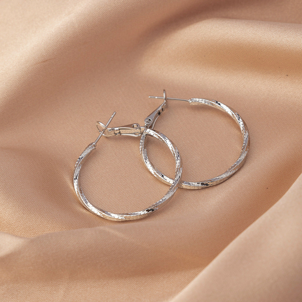 Gold Circle Hoop Earrings For Women With Copper Posts Featuring Exaggerated Style