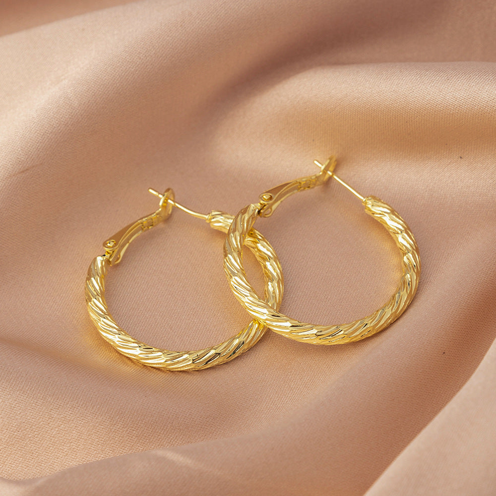 Gold Circle Hoop Earrings For Women With Copper Posts Featuring Exaggerated Style