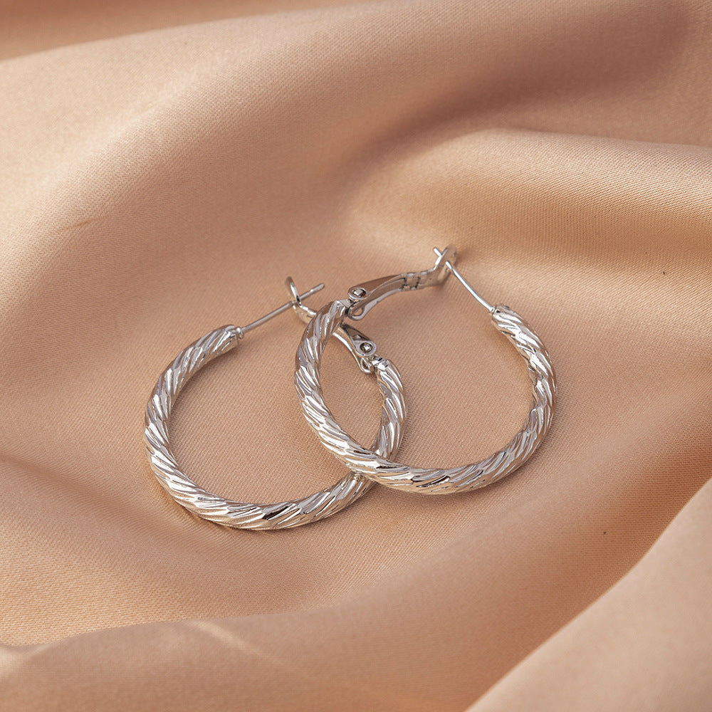 Gold Circle Hoop Earrings For Women With Copper Posts Featuring Exaggerated Style