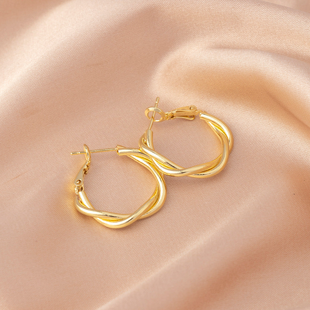 Gold Circle Hoop Earrings For Women With Copper Posts Featuring Exaggerated Style