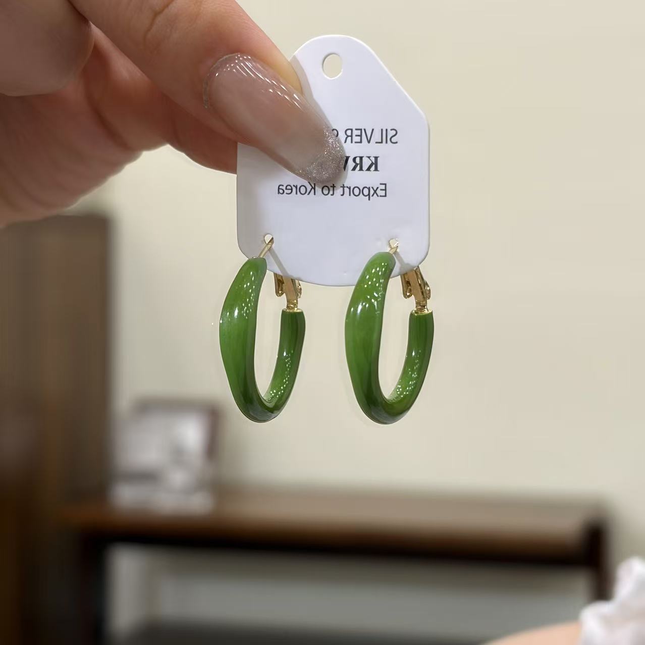 Handmade Round Green Alloy Hoop Earrings For Women Featuring A Sweet Style