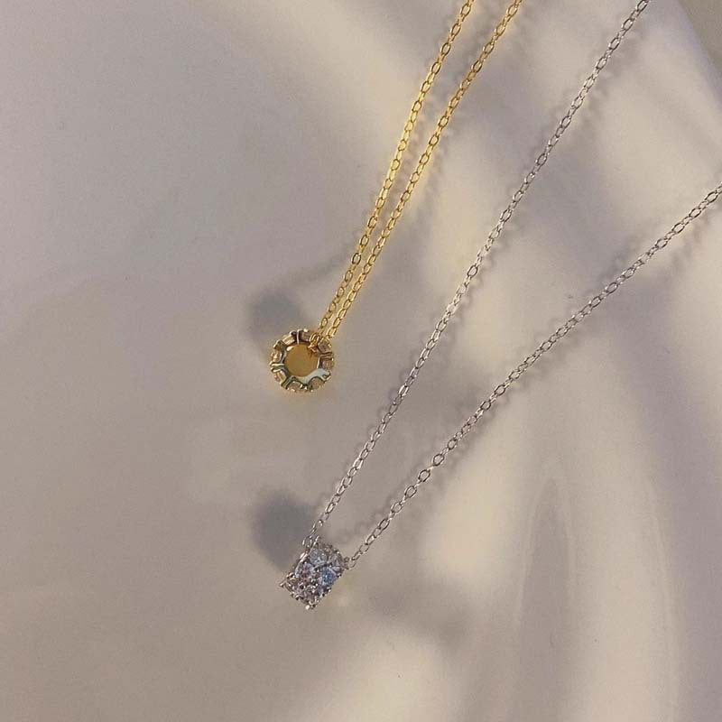 Geometric Gold Necklace For Women Featuring Zinc Alloy Chain And Pendant With White K Plated Finish