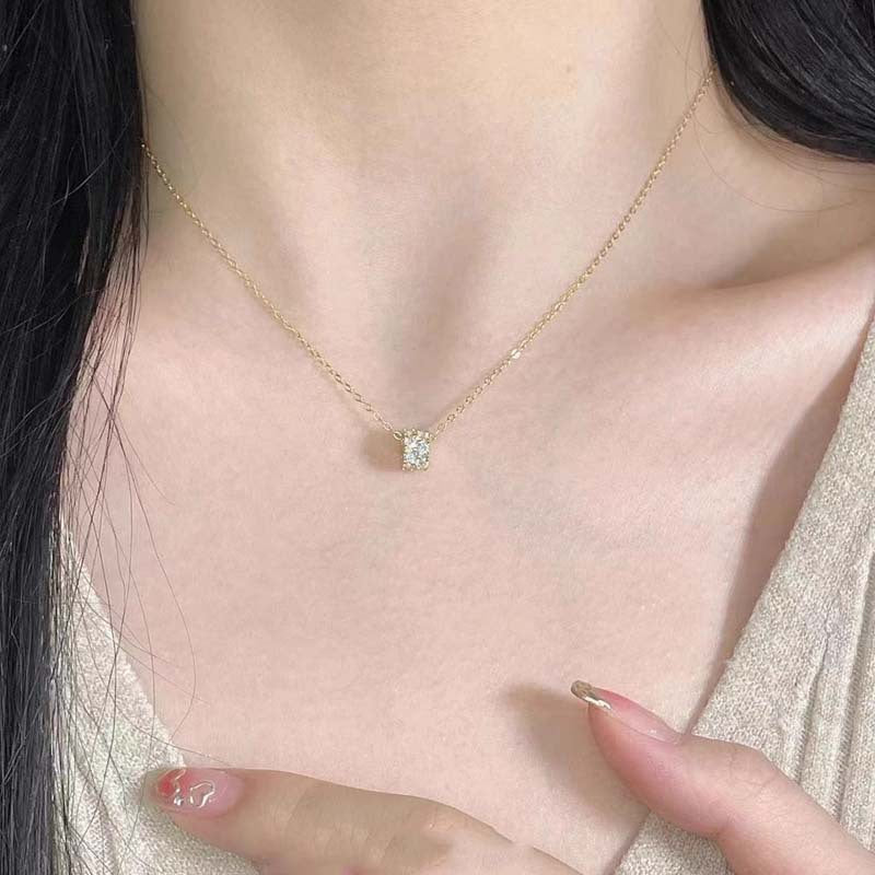 Geometric Gold Necklace For Women Featuring Zinc Alloy Chain And Pendant With White K Plated Finish