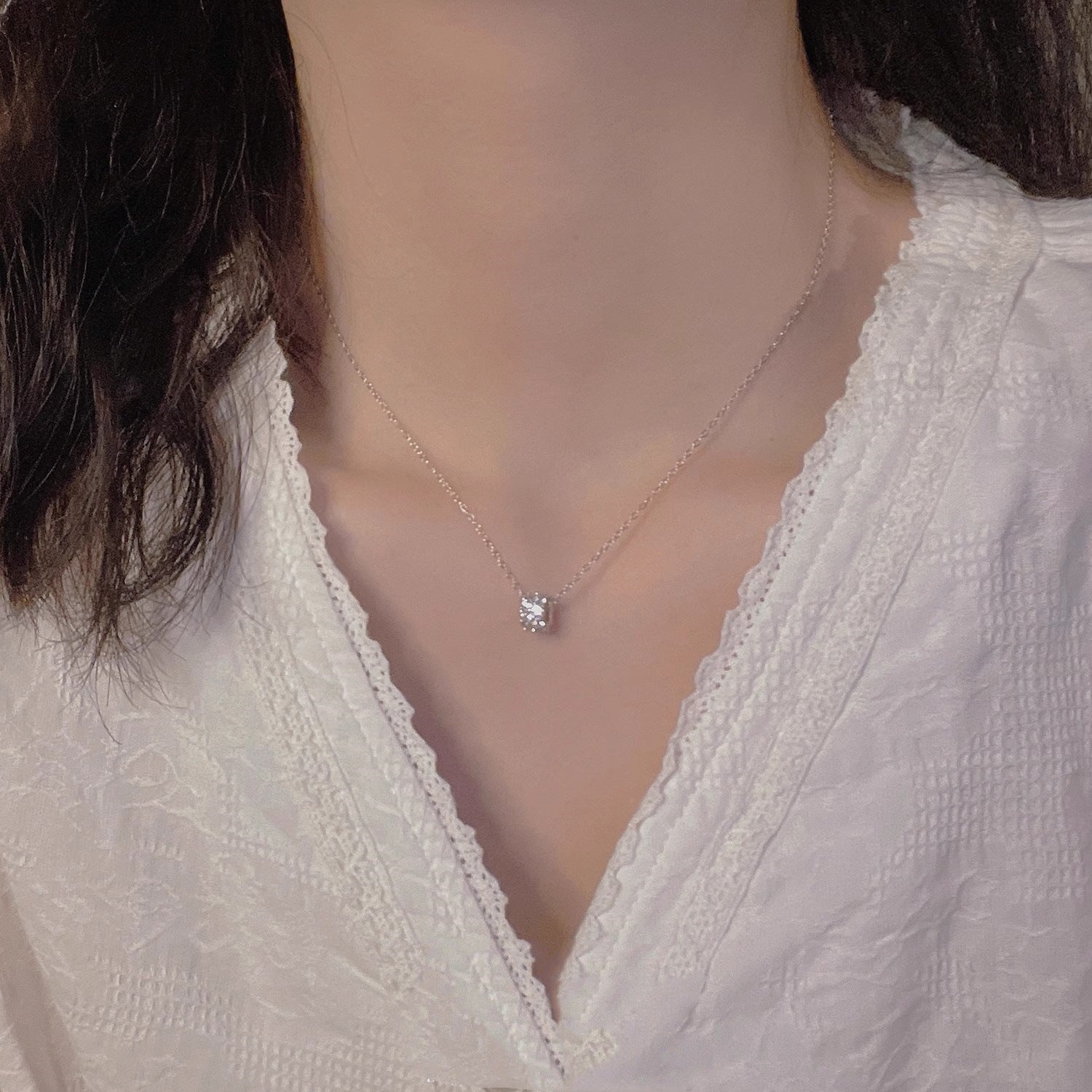 Geometric Gold Necklace For Women Featuring Zinc Alloy Chain And Pendant With White K Plated Finish