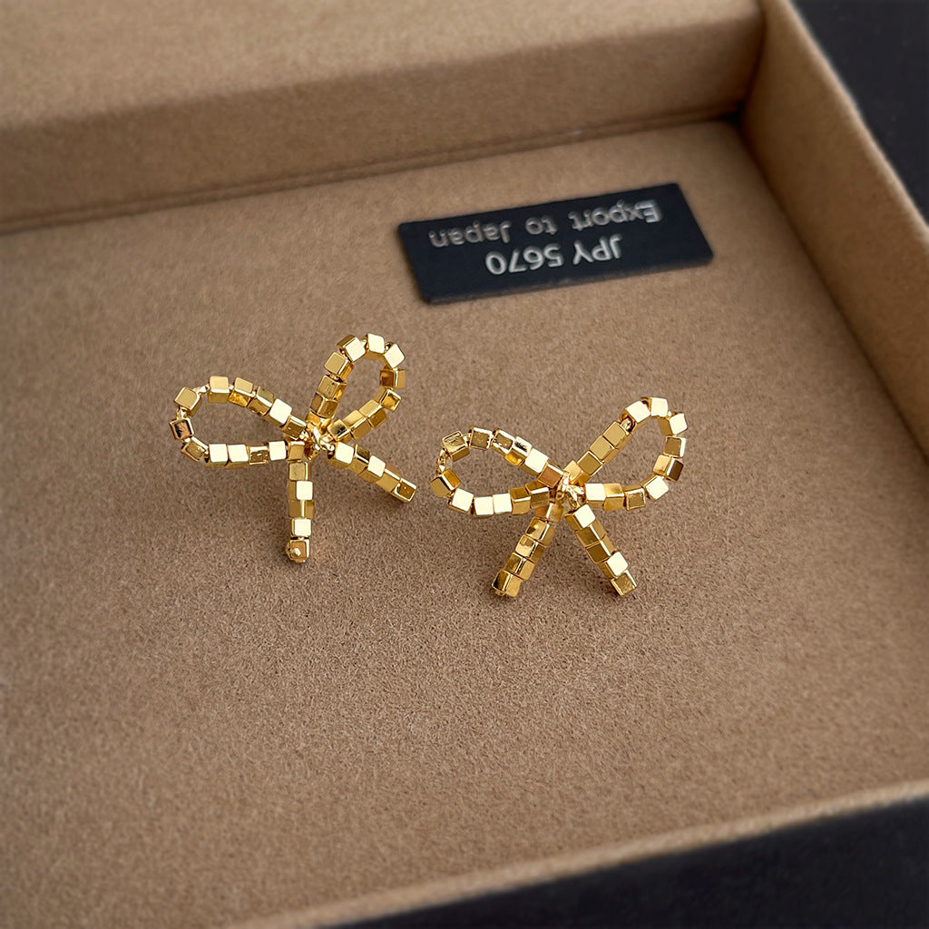 Geometric Copper Earrings For Women Featuring Exaggerated Style In Gold