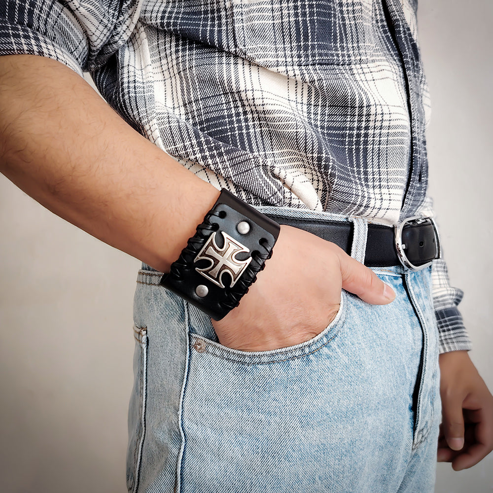 Handmade Classic Style Cross Couple Bracelets With Leather Rope Wristband In PU Leather