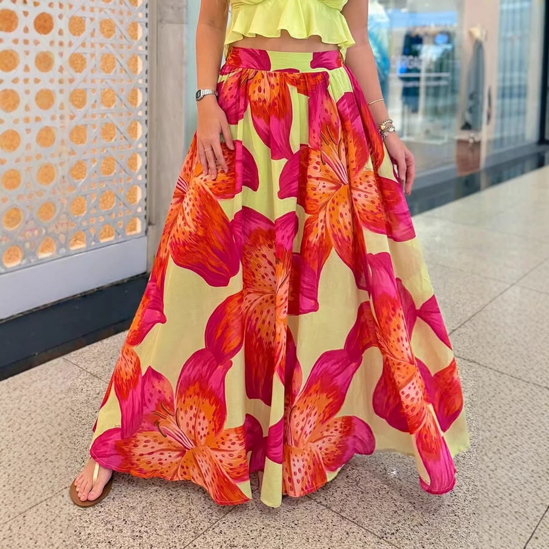 Casual Flowers Pattern Slim Skirt In Polyester Featuring Printing For Spring