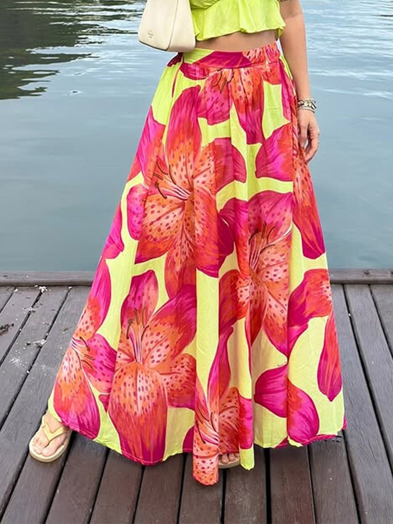 Casual Flowers Pattern Slim Skirt In Polyester Featuring Printing For Spring