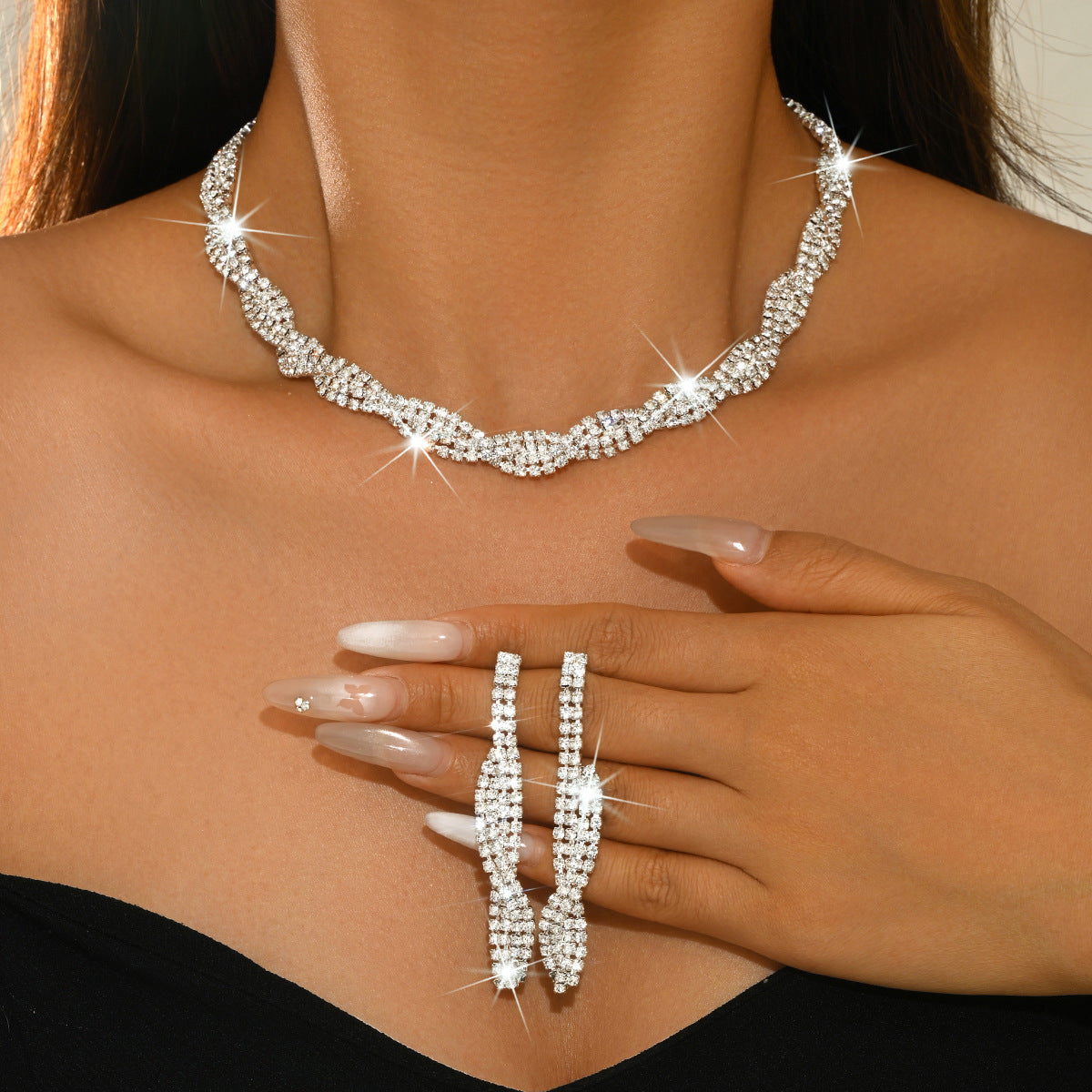 Luxurious Copper Cross Jewelry Set For Women With Rhinestones And Twisted Rope Chain
