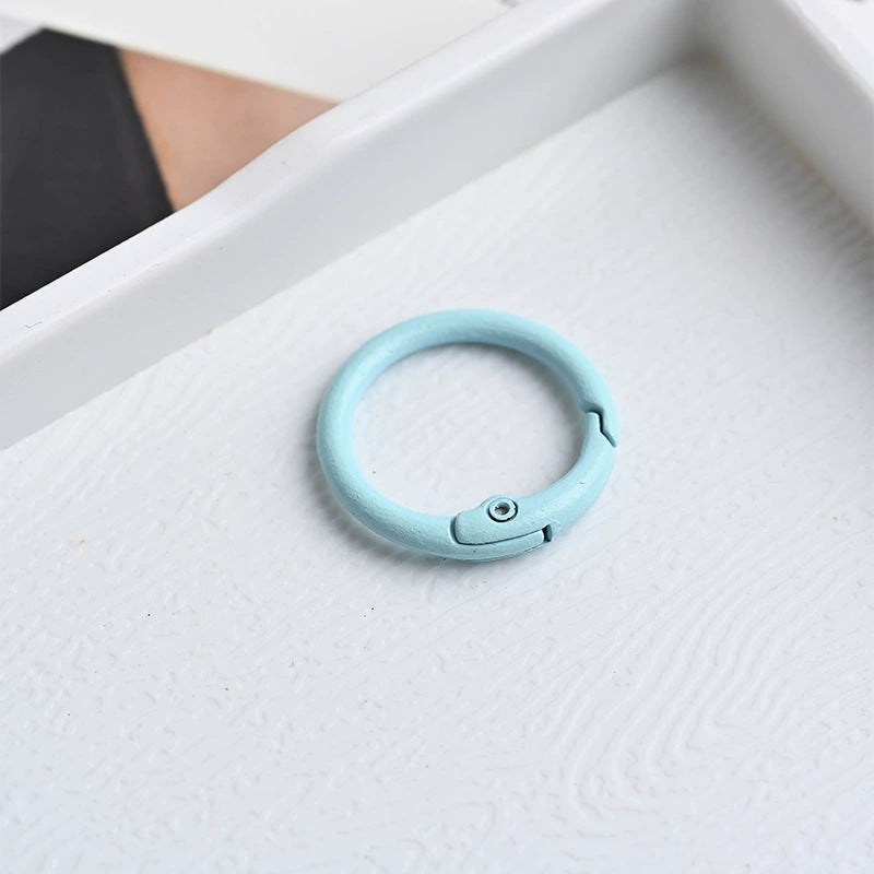 Colour Metal Key Chains In Stylish Design, Perfect For Organizing Keys And Accessories