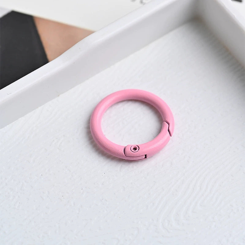 Colour Metal Key Chains In Stylish Design, Perfect For Organizing Keys And Accessories