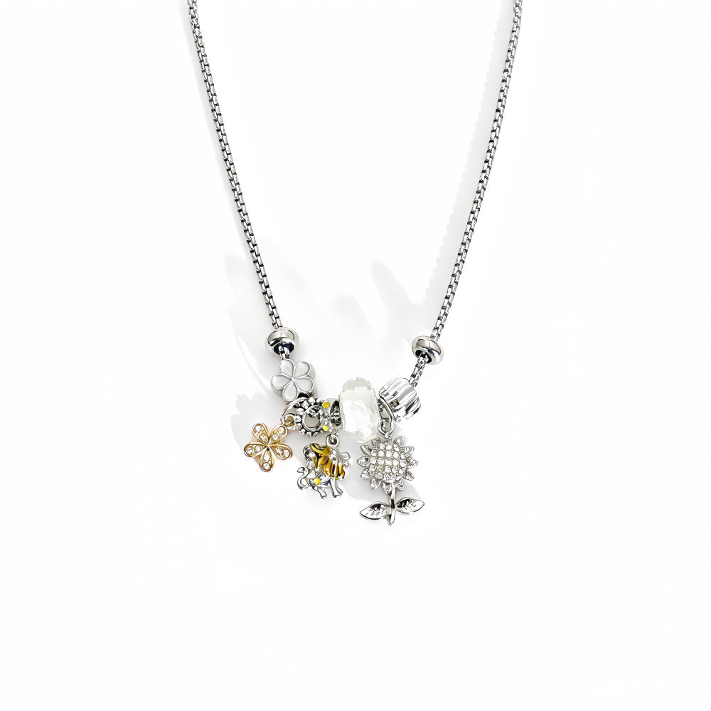 New Style Constellation Bracelet For Women With Crystal Pendant In Zinc Alloy