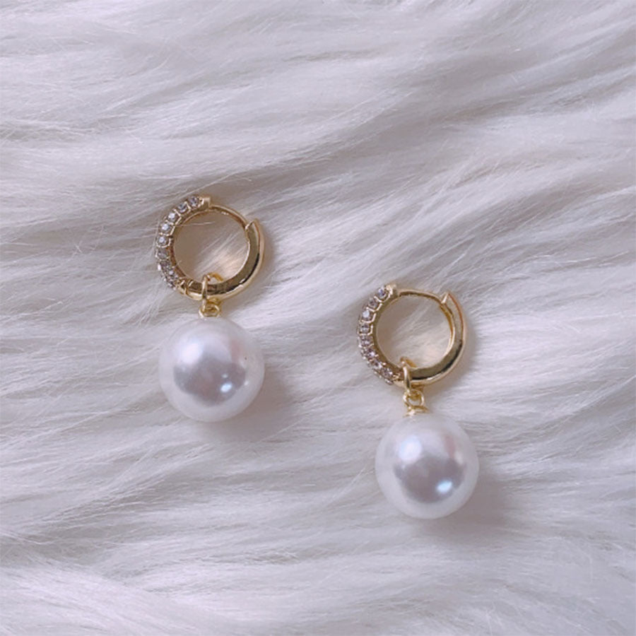 Heart Shape Earrings For Women In New Style Featuring White Zircon With Bezel Setting In Zinc Alloy