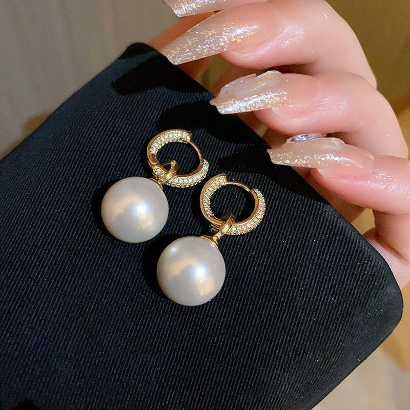 Heart Shape Earrings For Women In New Style Featuring White Zircon With Bezel Setting In Zinc Alloy