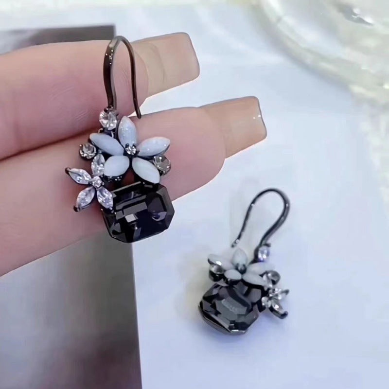 Electroplated Alloy Earrings For Women Featuring Dyed Black Flowers Inlaid With Zircon