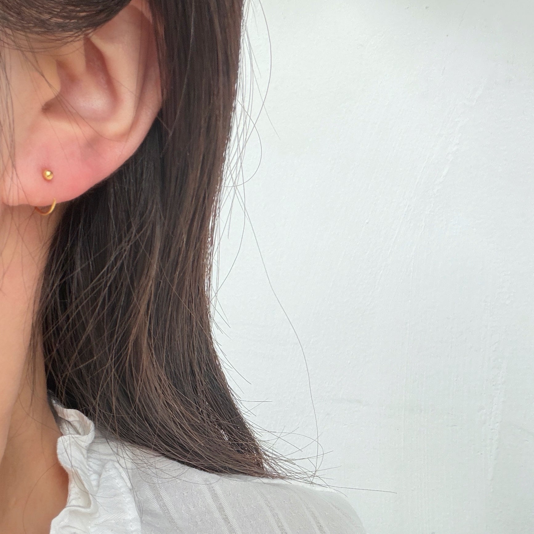 Heart Shape Earrings For Unisex In Gold Featuring 925 Sterling Silver Ear Studs With Simple Style