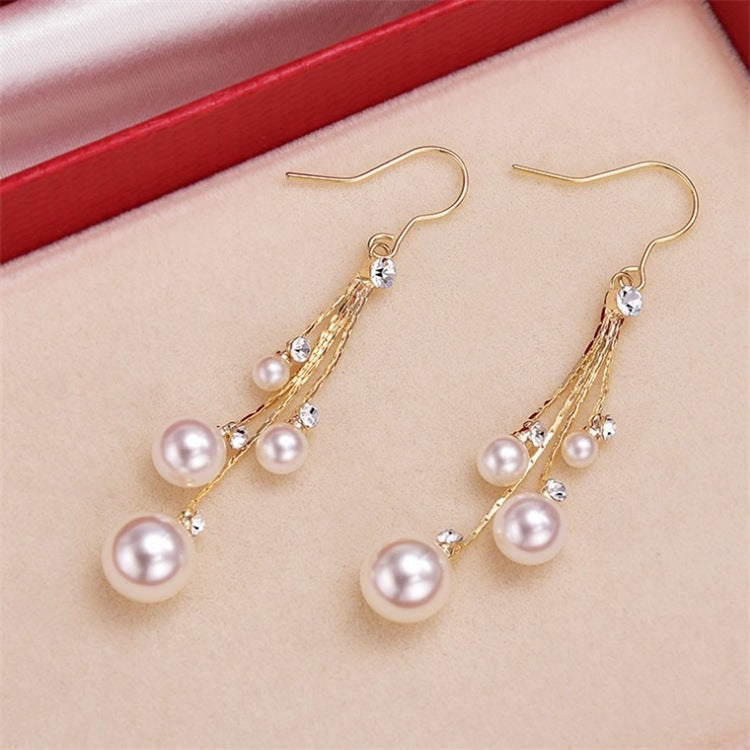 Heart Shape Tassel Drop Earrings For Women In Gold Zinc Alloy Featuring Sweet Style