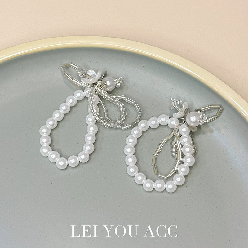 Flowers Earrings For Women Featuring Beading Craft In Zinc Alloy With Electroplated Finish And 925 Sterling Silver Ear Pins