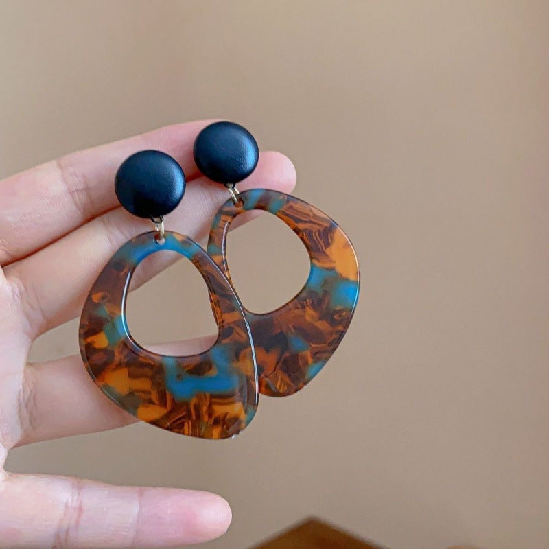 Leopard Print Earrings For Women In Coffer Color, Alloy Material Featuring Electroplated Craft And Retro Style