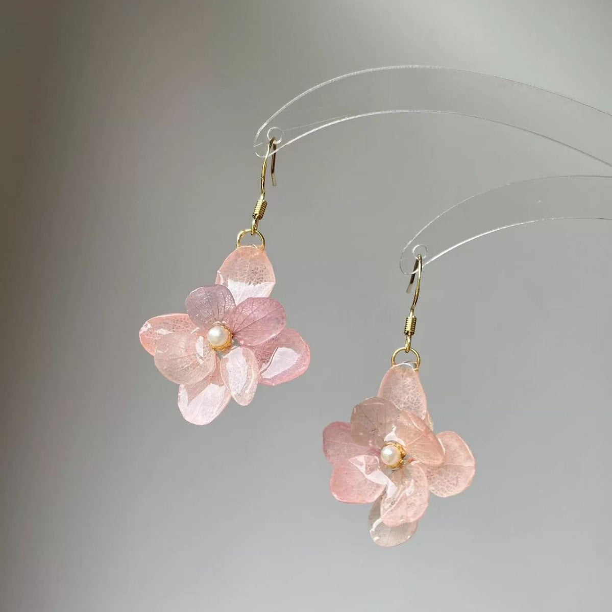 Natural Pink Flowers Earrings For Women Featuring 925 Sterling Silver Ear Pins In Sweet Style With Zinc Alloy Material